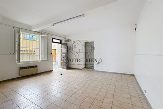  immeuble manosque 04100