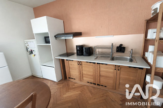  immeuble menetrol 63200