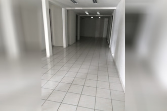  immeuble moule 97170