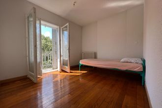  immeuble neris-les-bains 03310