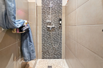  immeuble nimes 30000