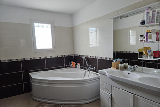  immeuble piolenc 84420