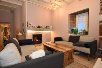  immeuble pleaux 15700