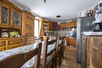  immeuble pleaux 15700