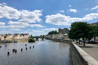  immeuble renaze 53800