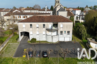  immeuble roullet-st-estephe 16440