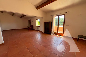  immeuble salernes 83690
