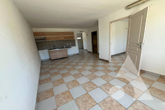  immeuble salernes 83690