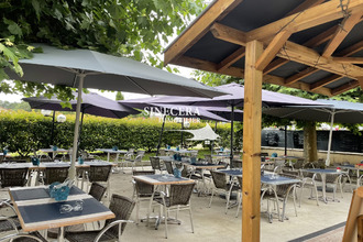  immeuble salles 33770