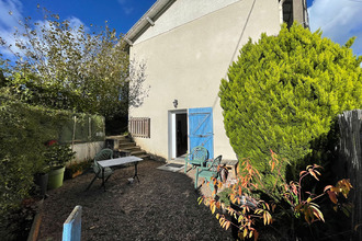  immeuble st-andre-d-apchon 42370