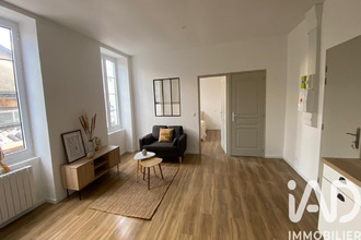  immeuble st-jean-d-angely 17400