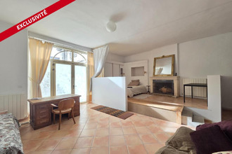  immeuble st-jean-d-angely 17400