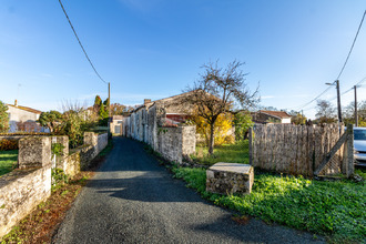  immeuble st-savinien 17350