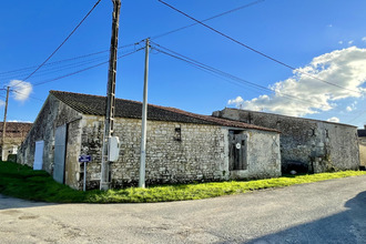  immeuble st-savinien 17350