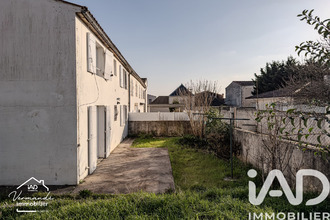  immeuble surgeres 17700