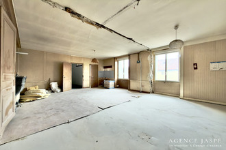  immeuble sury-le-comtal 42450