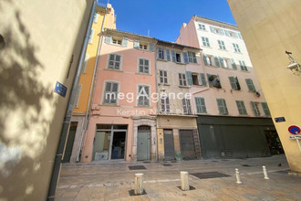  immeuble toulon 83000