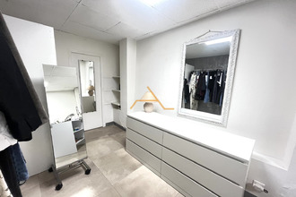  immeuble valreas 84600