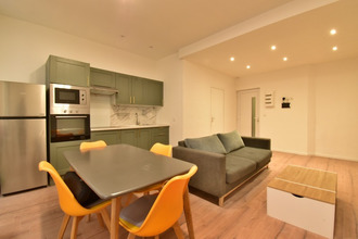  immeuble volonne 04290