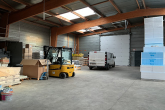  localcommercial acquigny 27400