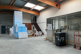  localcommercial acquigny 27400