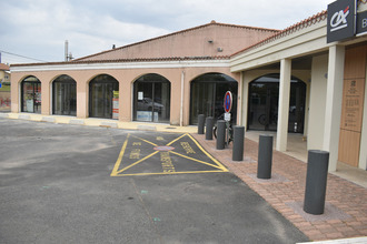  localcommercial airvault 79600