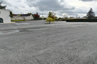  localcommercial airvault 79600