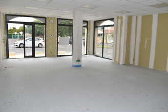 localcommercial airvault 79600