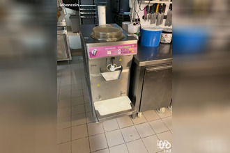  localcommercial aix-en-othe 10160