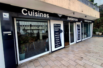  localcommercial ajaccio 20090