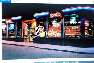  localcommercial amiens 80000