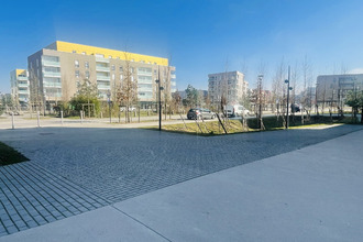  localcommercial amiens 80000