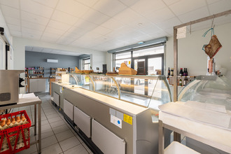  localcommercial amou 40330