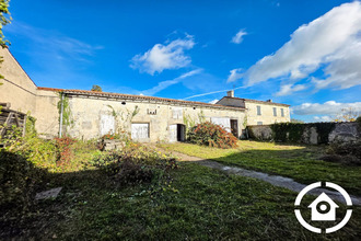  localcommercial angeac-champagne 16130