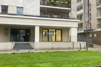  localcommercial angers 49100