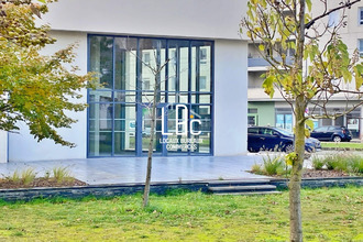  localcommercial angers 49100