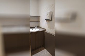  localcommercial angouleme 16000