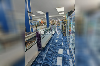  localcommercial angouleme 16000