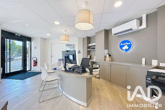  localcommercial annecy 74000