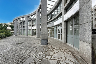  localcommercial annemasse 74100