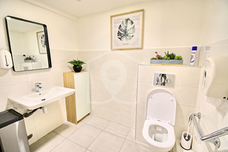  localcommercial antibes 06600