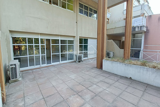  localcommercial arles 13200