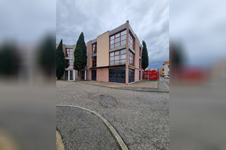  localcommercial arles 13200