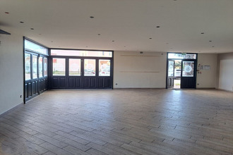  localcommercial arles 13200