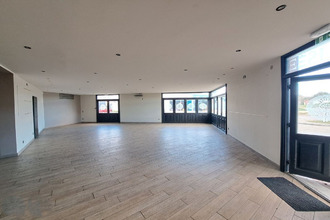  localcommercial arles 13200