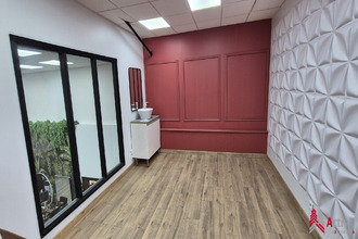  localcommercial arles 13200