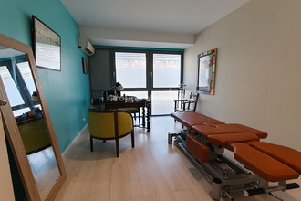  localcommercial arles 13200