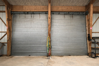  localcommercial arzon 56640