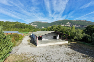  localcommercial aspres-sur-buech 05140