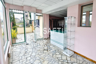  localcommercial aube 61270